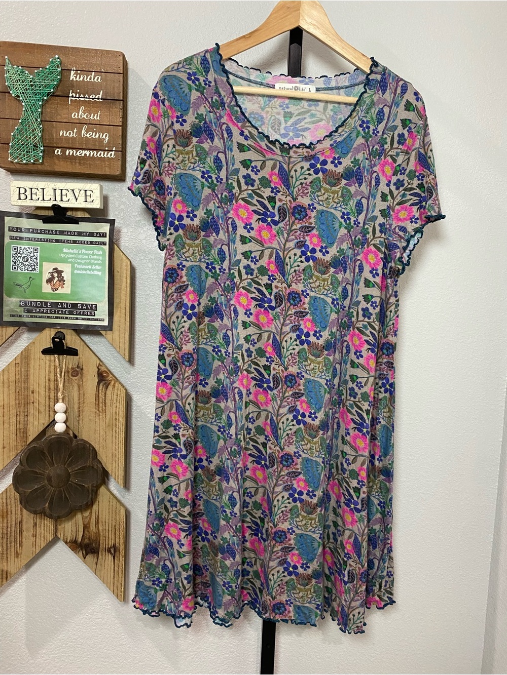 NATURAL LIFE Floral Multicolor Short Sleeve Chemise in Pink & Blue pp22 L37